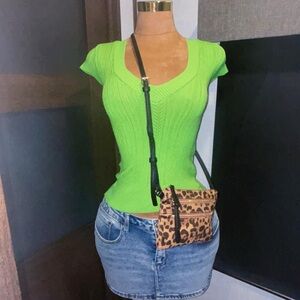 BEBE Y2K Lime Green Knit Short Sleeve Top Size Medium